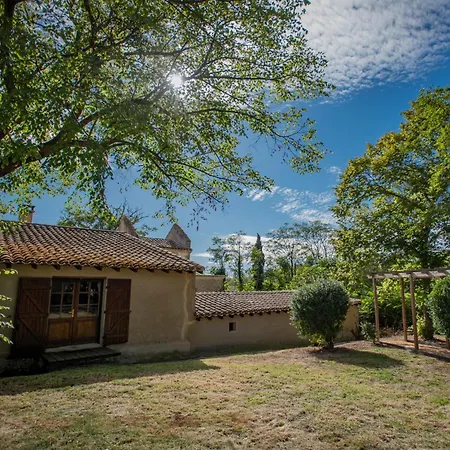 Le Pigeonnier De Villefloure Holiday home *