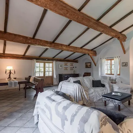 Le Pigeonnier De Villefloure Holiday home Montreal (Aude)