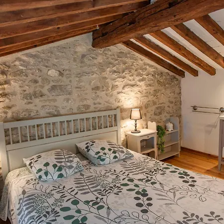 Le Pigeonnier De Villefloure Holiday home Montreal (Aude)